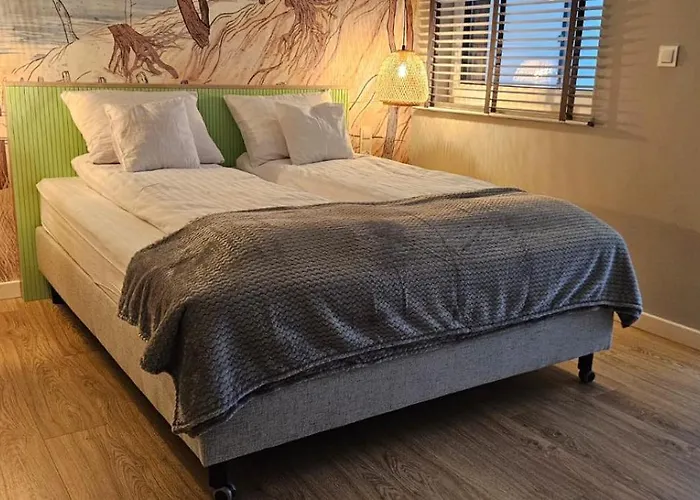 Przy Morzu Mrzeżyno